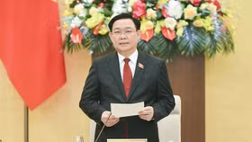 Chủ tịch Quốc hội Vương Đình Huệ