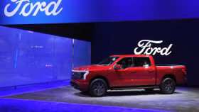 Ford bù lỗ hơn 100.000 USD trên mỗi chiếc xe điện được bán ra 