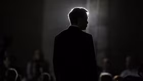 Giấc mơ robotaxi của Elon Musk đẩy Tesla vào tình trạng hỗn loạn