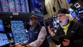 Hóng Nvidia bùng nổ, Nasdaq chinh phục mốc kỷ lục mới