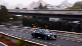 Dự báo nhu cầu xăng toàn cầu giảm mạnh vì xe điện