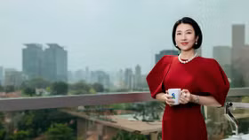 CEO Standard Chartered: Cam kết hỗ trợ Việt Nam đạt nền kinh tế bền vững