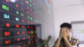 VN-Index đứt chuỗi hồi phục, thị trường đã tạo đáy?