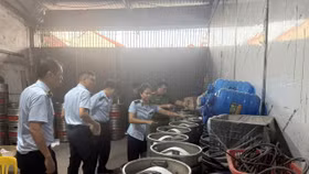 Phát hiện hộ kinh doanh ở Bắc Ninh sản xuất bia hơi Hà Nội giả 