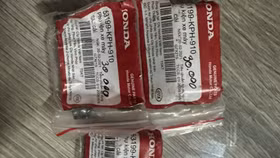 Nhiều cơ sở kinh doanh bán phụ tùng xe máy có dấu hiệu giả mạo nhãn hiệu Honda, Yamaha
