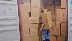 Công an TP. Hồ Chí Minh "bóc trần" hoạt động buôn lậu của Công ty Nội thất Khang Minh