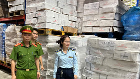 Bán thực phẩm hết hạn sử dụng, Công ty thực phẩm Quỳnh Hương sẽ đối diện mức phạt nào?