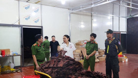 Phát hiện nhiều doanh nghiệp, cá nhân sản xuất và tiêu thụ hàng giả quy mô lớn