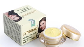 Một sản phẩm của Công ty Long Phụng Khang có thể gây loãng xương, đục thủy tinh thể