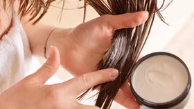 3 mẹo dùng dầu dừa để cải thiện sức khỏe da đầu và tóc