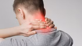 Tạm biệt đau cổ với những động tác dễ làm ngay tại nhà