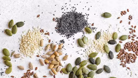 6 loại hạt nhỏ nhưng "có võ", hỗ trợ bảo vệ tim mạch