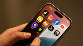 Mạng xã hội đang âm thầm kéo tụt hạnh phúc của người trẻ