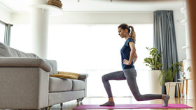 Bí quyết giữ thể lực khi đi du lịch chỉ với các bài tập tại chỗ