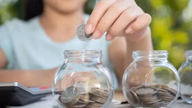 Xoắn não vì con mới 8 tuổi đã có tiền riêng