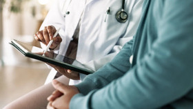 Theo Hiệp hội Y khoa Hoa Kỳ (American Medical Association), hơn 45% bác sĩ đang phải đối mặt với tình trạng kiệt sức