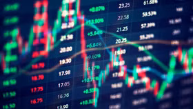 Dòng tiền bắt đáy trở lại, vùng 1.600 điểm vẫn là “bộ đệm”quan trọng của VN-Index