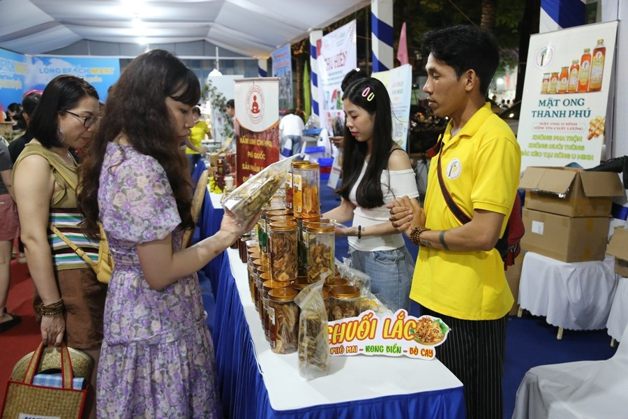 Doanh nghiệp lữ hành được giới thiệu về đặc sản của tỉnh Kiên Giang 1.jpg