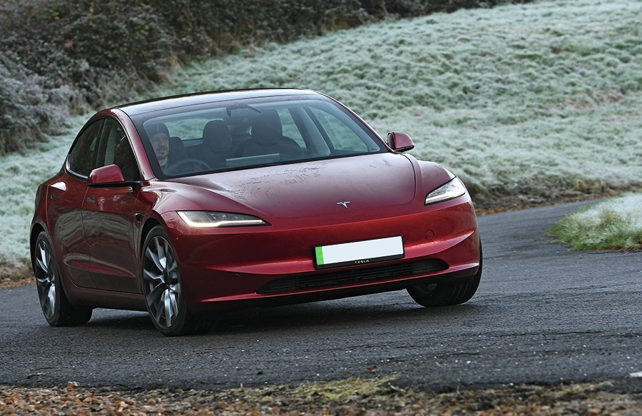 tesla-model-3.jpg