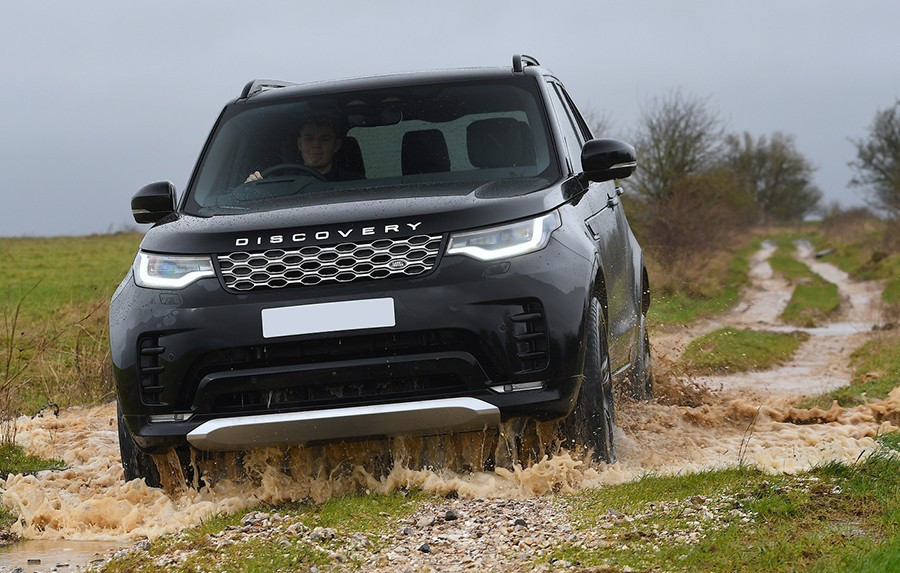 9-land-rover-discovery.jpg