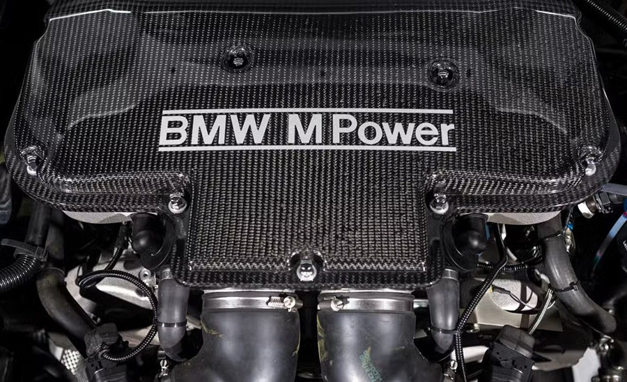 bmw-m3-gtr-e46-dong-co.jpg