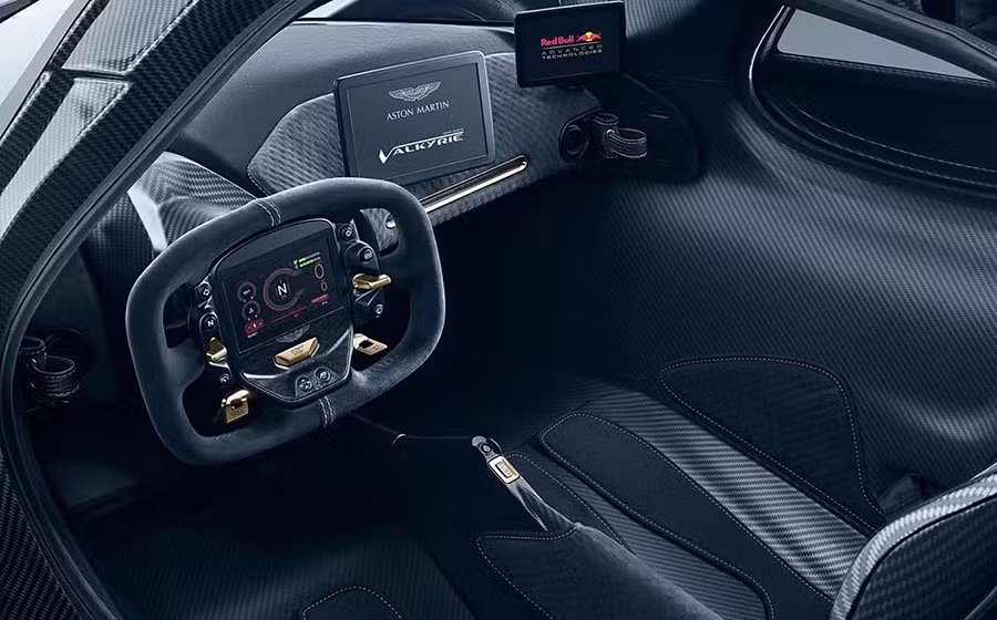 aston-martin-valkyrie-noi-that.jpg