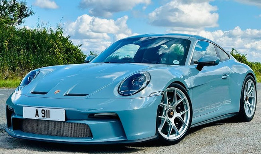 porsche-911-st.jpg