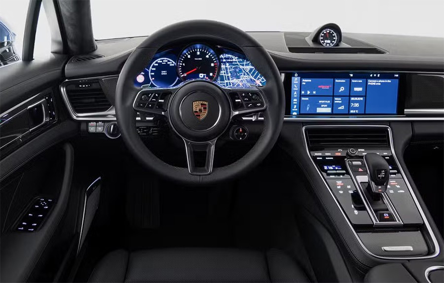 porsche-panamera-v8-diesel-taplo.jpg