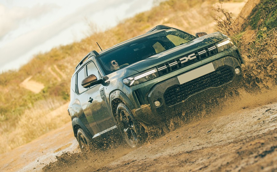 8-dacia-duster-4x4.jpg