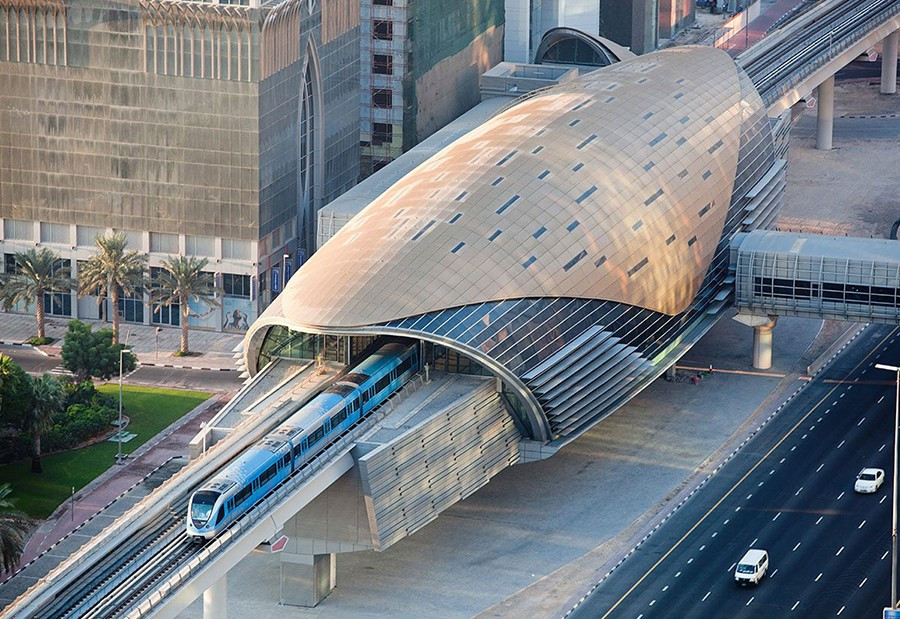 dubai-metro-1.jpg