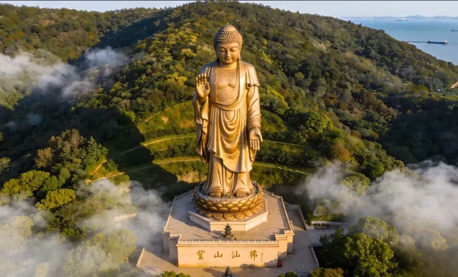 tuong-dai-phat-linh-son.jpg.avif