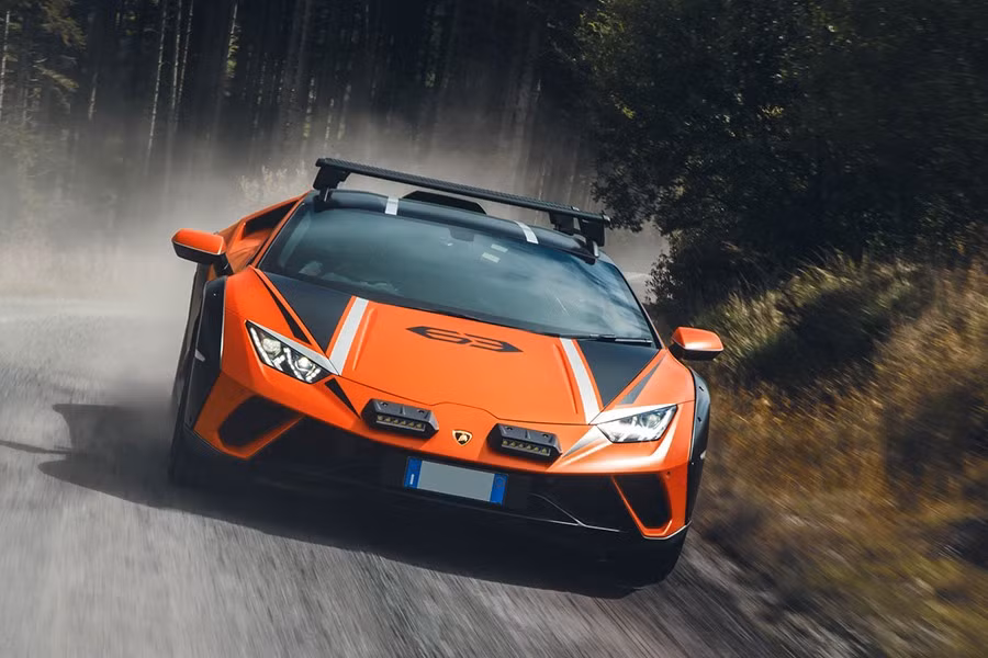 7-lamborghini-huracan-sterrato.jpg