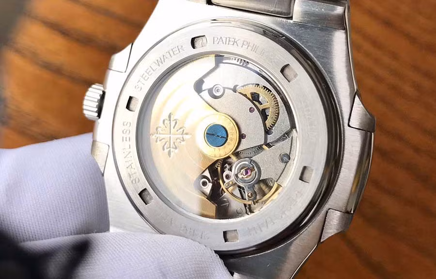 patek-philippe-nautilus.jpg