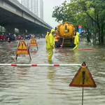 Hà Nội liên tục ngập úng vào mùa mưa