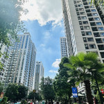 Người thu nhập 40 - 50 triệu đồng/tháng cũng… “sợ” giá nhà Hà Nội