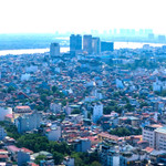 Bất động sản Hà Nội bùng nổ nhu cầu ở thật, TP.HCM tăng tốc nhờ hạ tầng