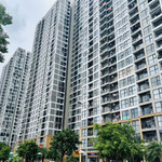 Giá nhà vẫn cao ngất ngưởng, giới trẻ đổi chiến lược tài chính để không “lỡ tàu” an cư