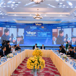 Thị trường bất động sản “mắc kẹt” vì giá cao và thiếu nhà ở vừa túi tiền