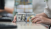 Giá USD hôm nay ngày 27/11: Trong nước bật tăng mạnh, thế giới neo ở mức thấp