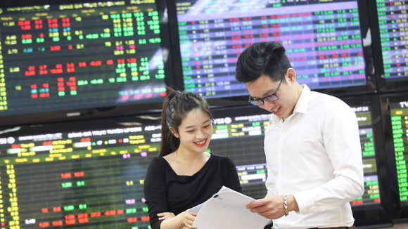 VN-Index duy trì đà tăng thận trọng, hướng đến vùng giá cao hơn trong quý 3