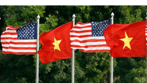 Cú hích vàng trên đất Mỹ và "cửa sổ" chiến lược cho kinh tế Việt Nam