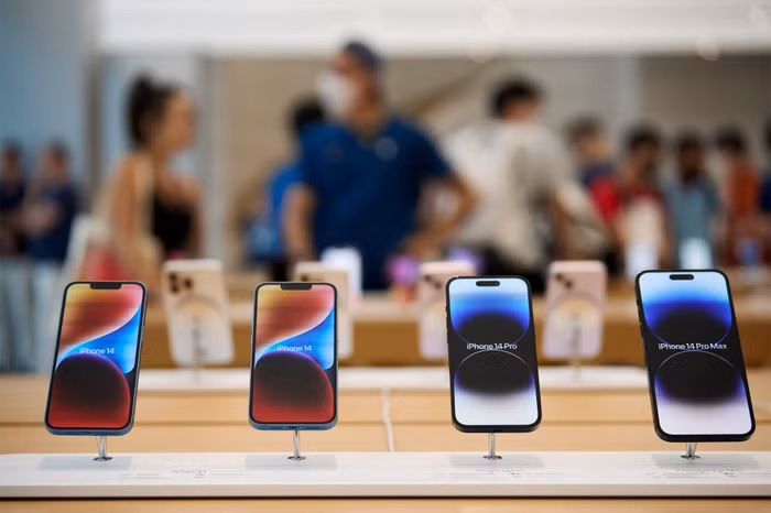 Giá các mẫu iPhone tiền nhiệm giảm sâu sau khi iPhone 16 trình làng