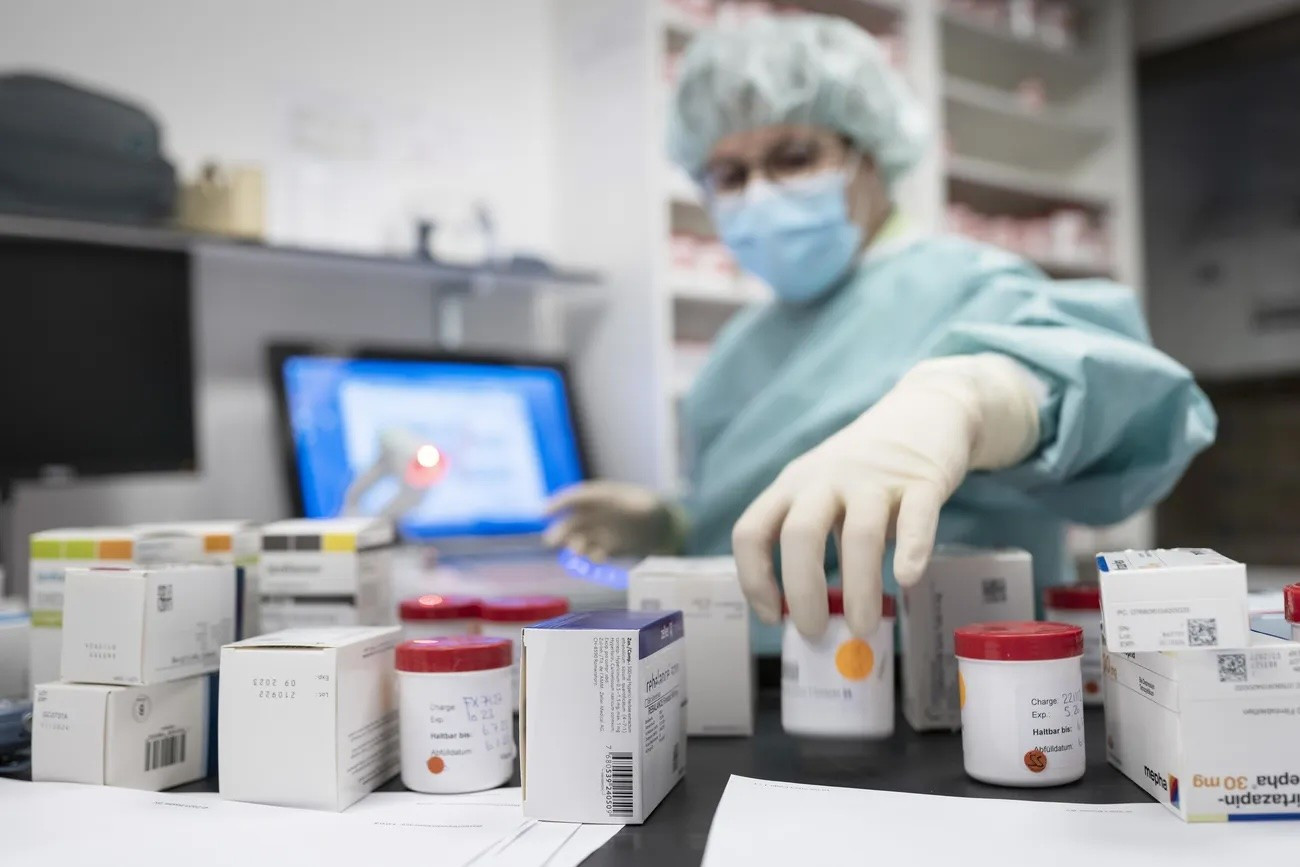 5b7ebb20006fe2127a403b0569e4e76b-drug-shortage-highres-data.jpg