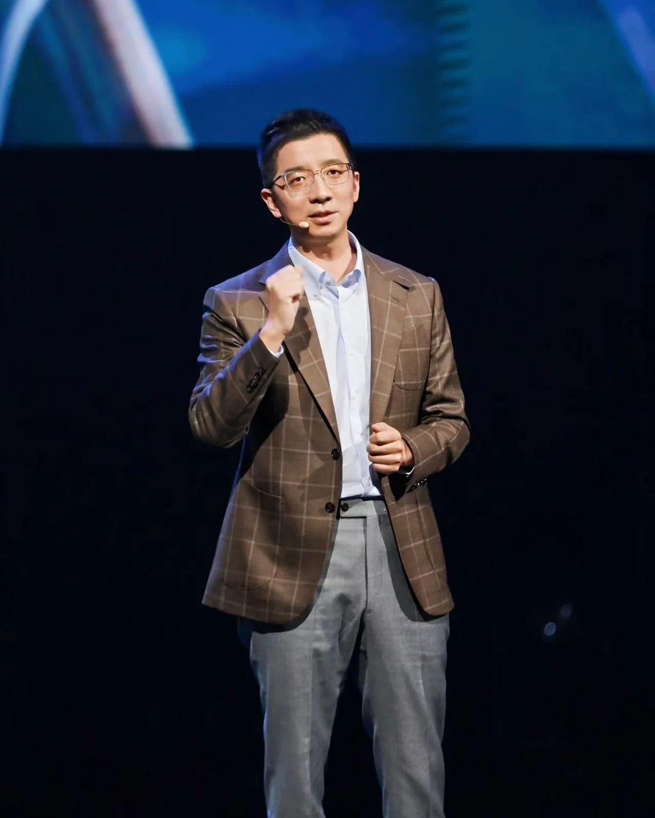 Ông Zhu Ling voxpop-siliconvalley-0002-layer-3.jpg