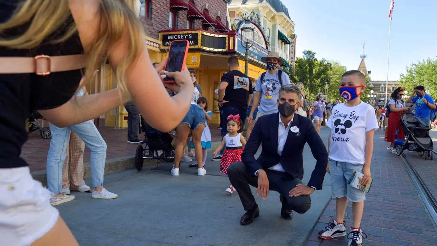108259779-1769802610172-gettyimages-1315505005-ocr-l-disneyland-0501-jg-52.jpg