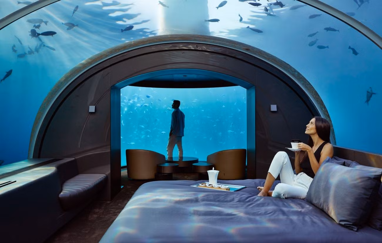 underwater-bedroom-day-time.jpg