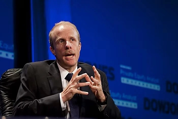 stephen-feinberg-3-5566.jpg