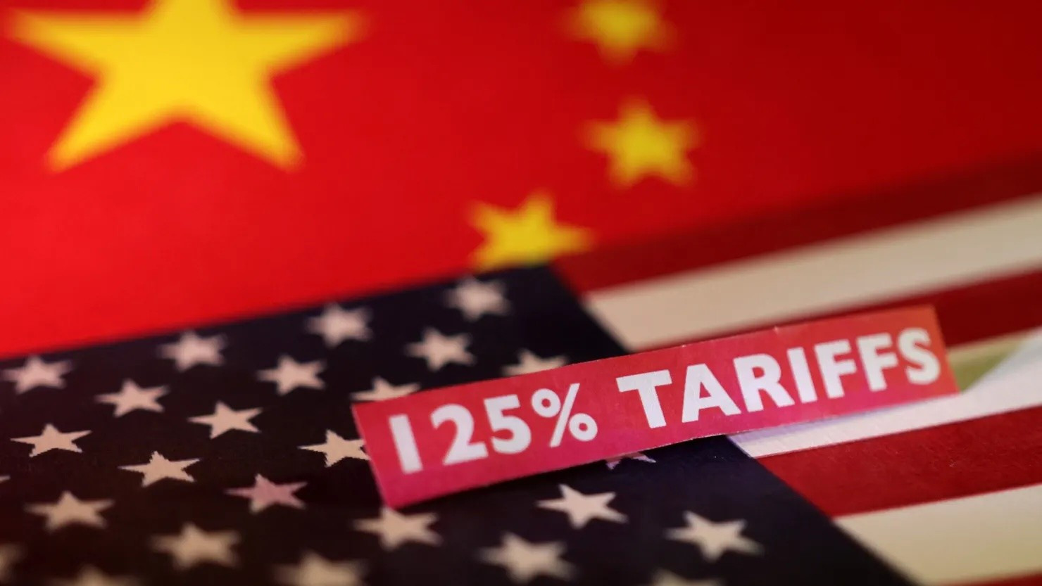 108130446-17443187092025-04-10t205242z-1564031578-rc28vdaqwvty-rtrmadp-0-usa-trump-tariffs.jpg