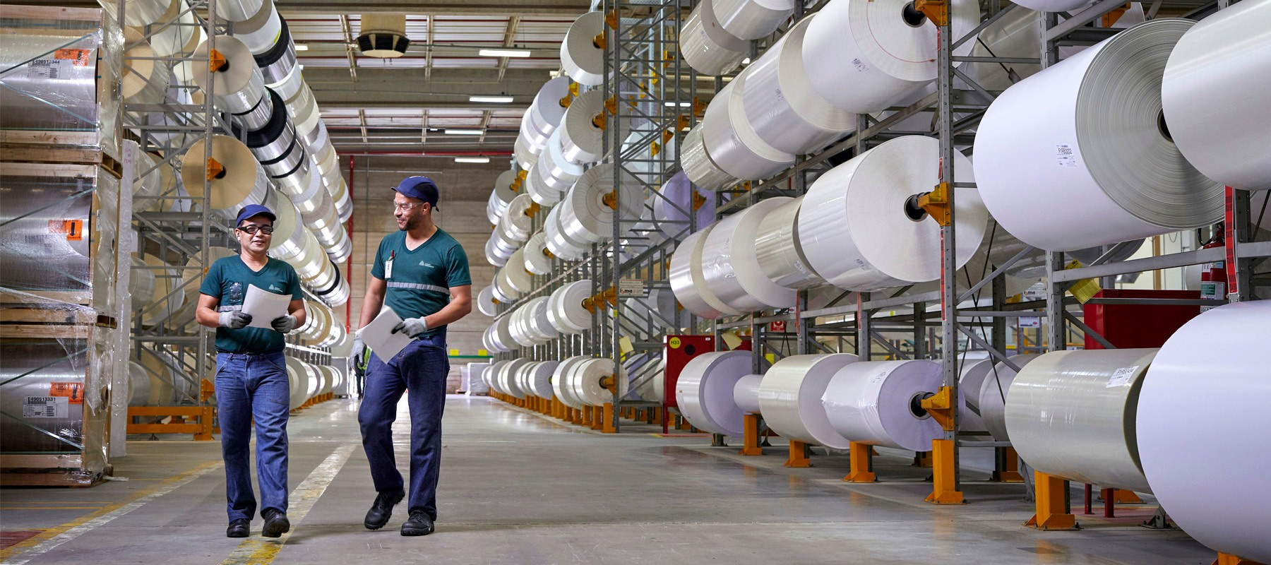 Bên trong nhà máy Avery Dennison tại Mỹ ad-lpm-eu-purpose-plant-brazil-900x400px-2x.jpg