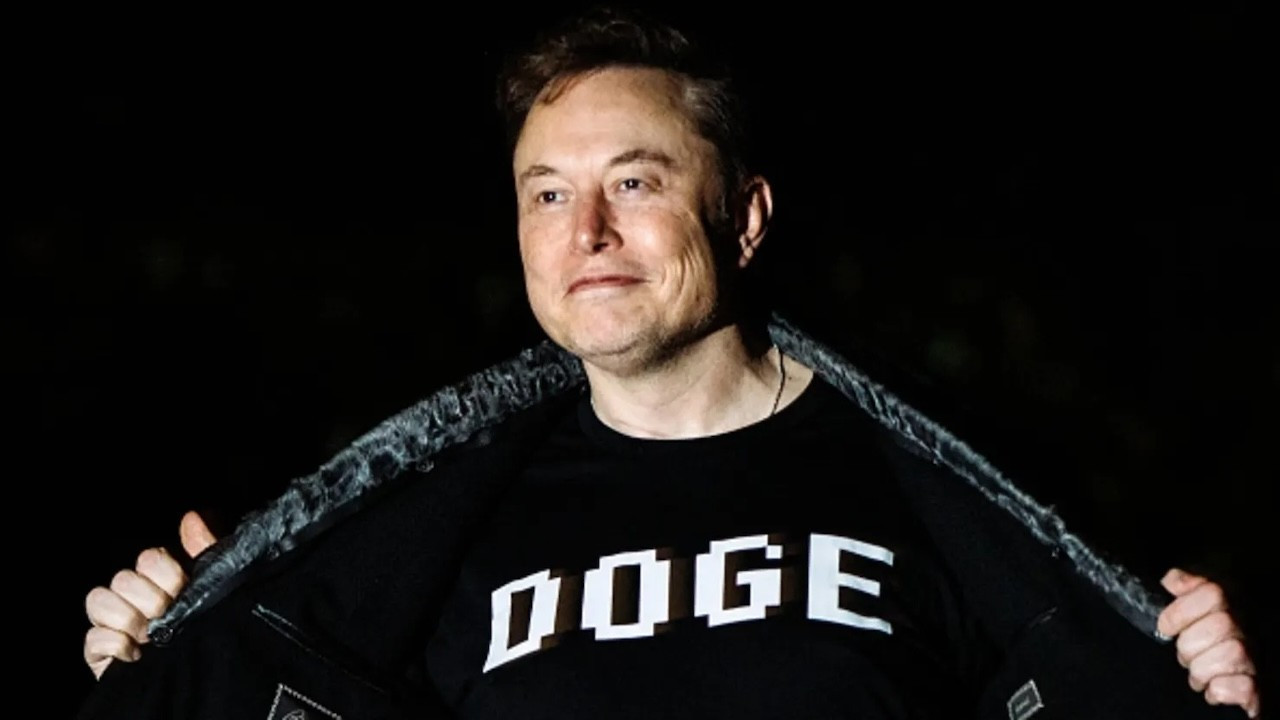 white-house-senior-advisor-elon-musk-walks-to-the-white-house-after-landing-in-marine-one-on-the-south-lawn-with-us-president-donald-trump-not-pictured-on-march-9-2025-in-washington-dc.jpg